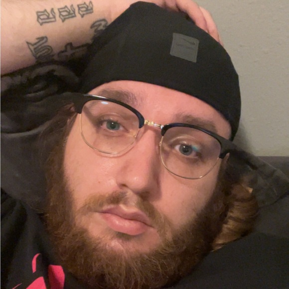 Meet your Posher, Aiden - Picture 3 of 4